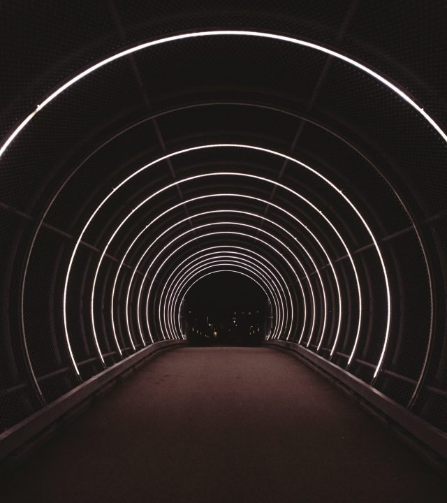 jakob-soby-RjPG-_LVmiQ-unsplash